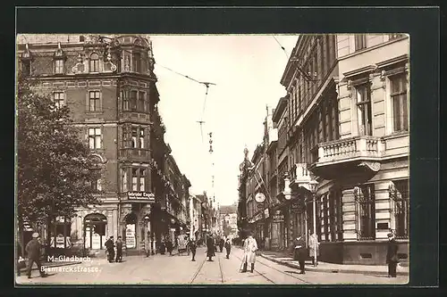 AK Mönchengladbach, Bismarckstrasse mit Geschäftshäusern
