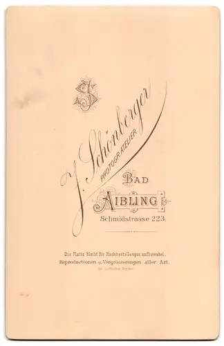 Fotografie J. Schönberg, Bad Aibling, Schmidstrasse 223, Portrait junges Paar in modischer Kleidung