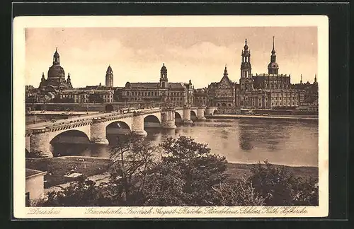 AK Dresden, Frauenkirche, Friedrich August-Brücke, Ständehaus, Schloss