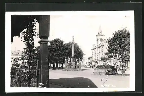 AK Lomnice, Platz mit Mariensäule