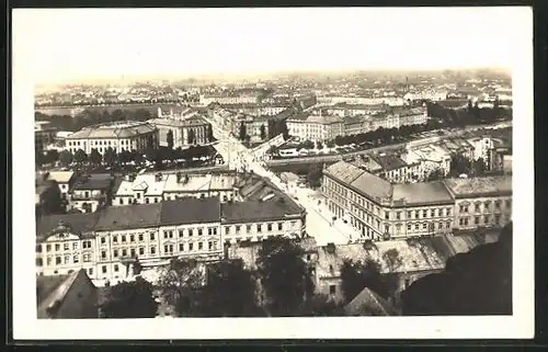 AK Königgrätz / Hradec Kralove, Totalansicht aus der Vogelschau