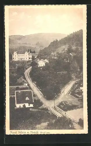 AK Nové Mesto n. Metuji, Hrad Jany, Strassenpartie am Schloss