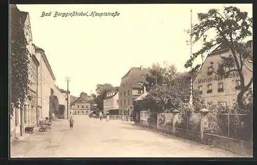 AK Bad Berggiesshübel, Hauptstrasse mit Marien-Apotheke