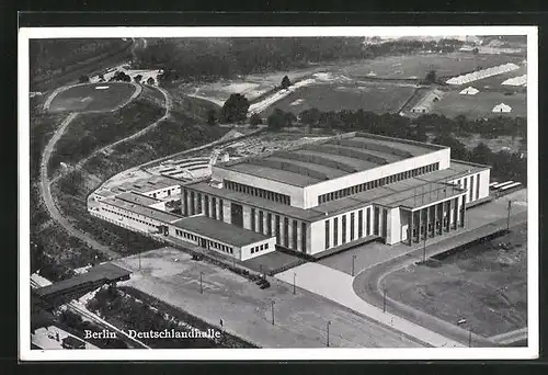 AK Berlin-Charlottenburg, Deutschlandhalle vom Flugzeug aus gesehen