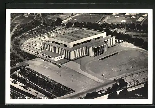 AK Berlin-Charlottenburg, Deutschlandhalle vom Flugzeug aus gesehen