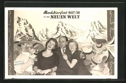 AK Berlin-Neukölln, Bockbierfest 1957 /58 in der Neuen Welt, Feiernde Gäste