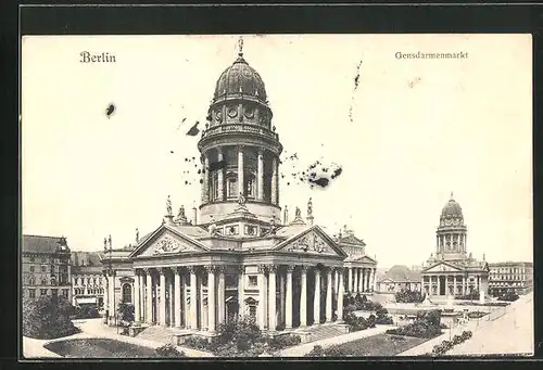 AK Berlin, Gendarmenmarkt mit Französischem und Deutschem Dom