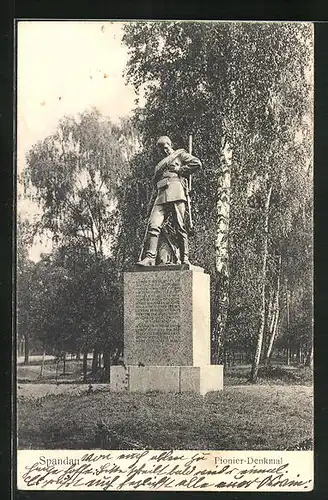 AK Berlin-Spandau, Pionier-Denkmal
