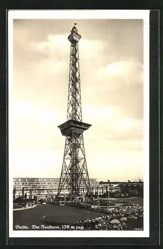 AK Berlin-Charlottenburg, Blick zum Funkturm