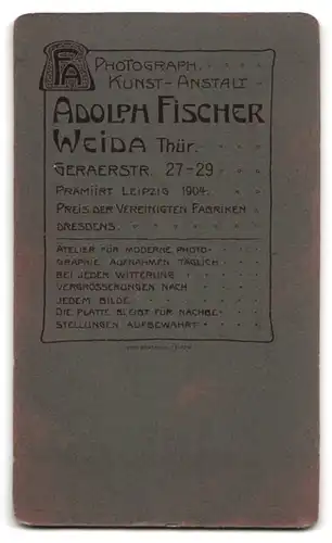 Fotografie Adolf Fischer, Weida i. Th., Geraerstrasse 27 /29, Stolze Mutter mit ihrem Kinde