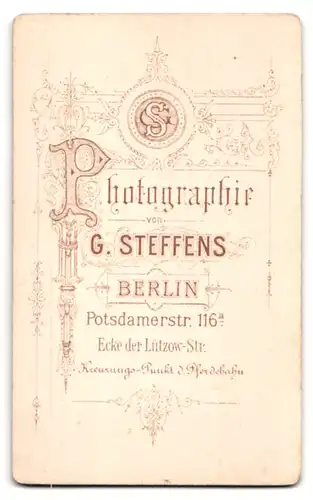 Fotografie G. Steffens, Berlin, Potsdamerstrasse 116 a, Portrait junge Dame in hübscher Kleid