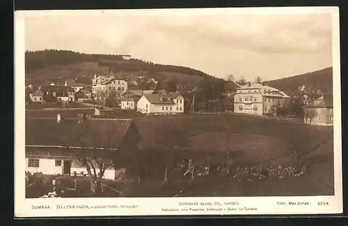 AK Zelezná Ruda, Ortsansicht mit Hotel Praha