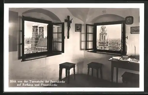 AK München, Blick von der Turmstube der Peterskirche auf Rathaus und Frauenkirche