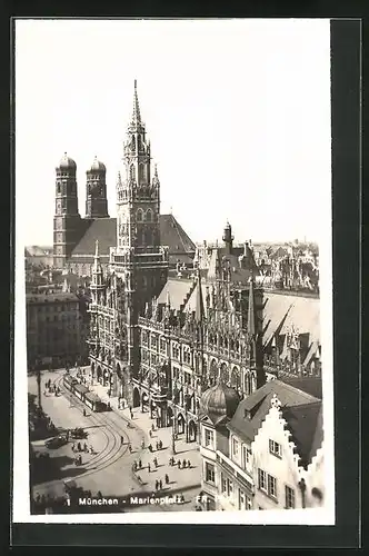 AK München, Marienplatz mit Strassenbahn