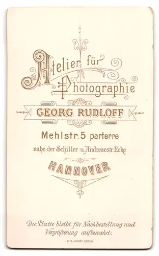 Fotografie Georg Rudloff, Hannover, Mehlstrasse 5, Portrait junge Dame im Kleid mit Spitzenkragen