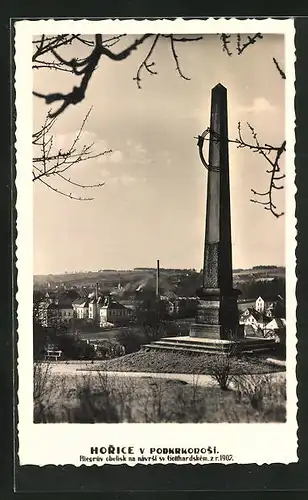 AK Horice v Podkrkonosi, Riegruv obelisk na návrsi sv. Gotthardském z. r. 1907