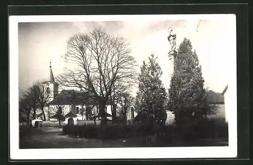 AK Neubürgles, Kirche und Mariensäule