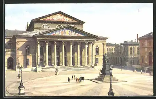 AK München, Nationaltheater mit Denkmal