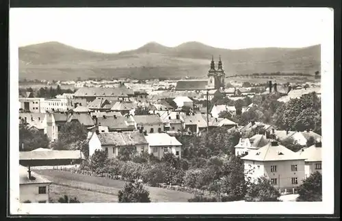 AK Uherske Hradiste, Panorama mit Bergen im Hinterland