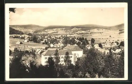 AK Zubri, Panorama der Ortschaft in den Hügeln