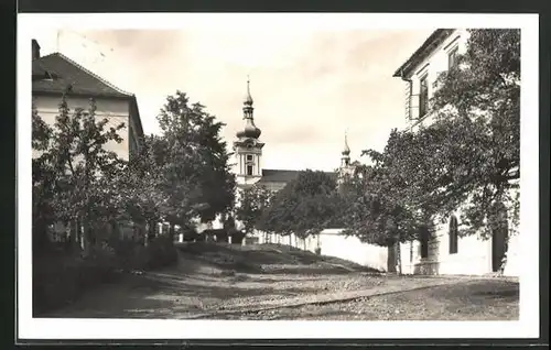 AK Pustimer, Blick zur Kirche