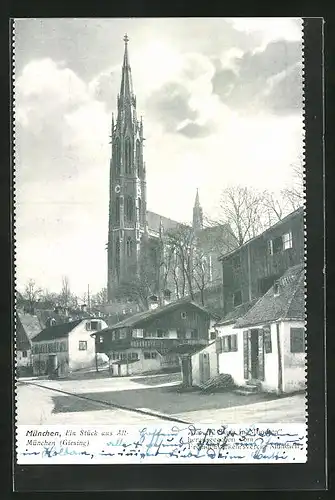 AK München-Giesing, Altstadt-Strasse mit Blick zur Kirche