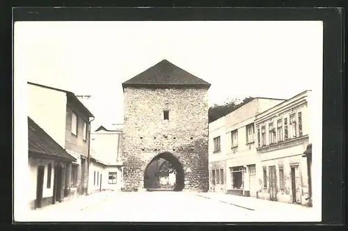 AK Bela pod Bezdezem, Blick zum Tor