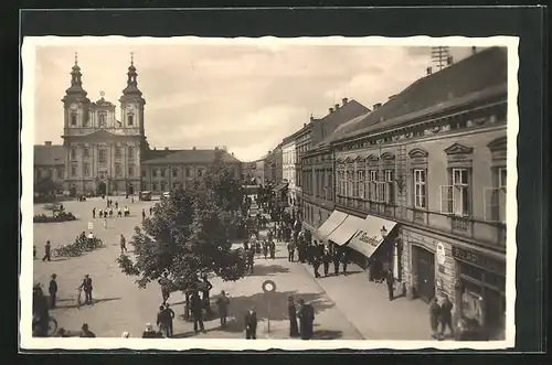 AK Uherské Hradiste, Námesti, Marktplatz mit Kirche