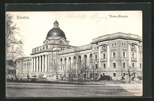 AK München, Armee-Museum, Kanonenkugel-Pyramiden