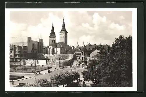 AK Zilina, Strassenpartie mit Gebäudeansicht