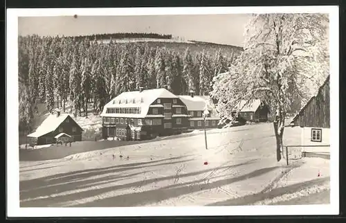 AK Destné, Horsky hotel, Ortsansicht im Winter