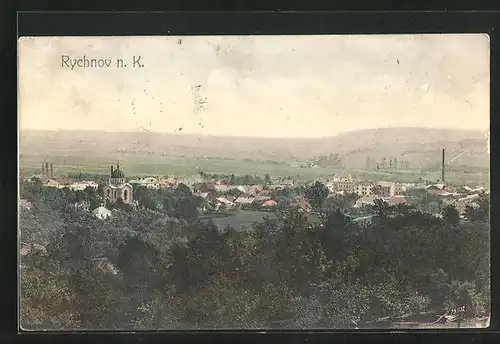 AK Rychnov, Panorama mit Kirche und Schlot