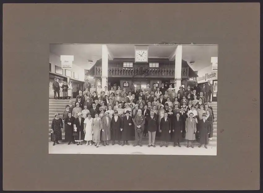 537 Fotografien Ansicht Mannheim, Fam. Daut Mannheim Strumpfwarenfabrik geründet 1865 Familienchronik, 33 x 24cm 18