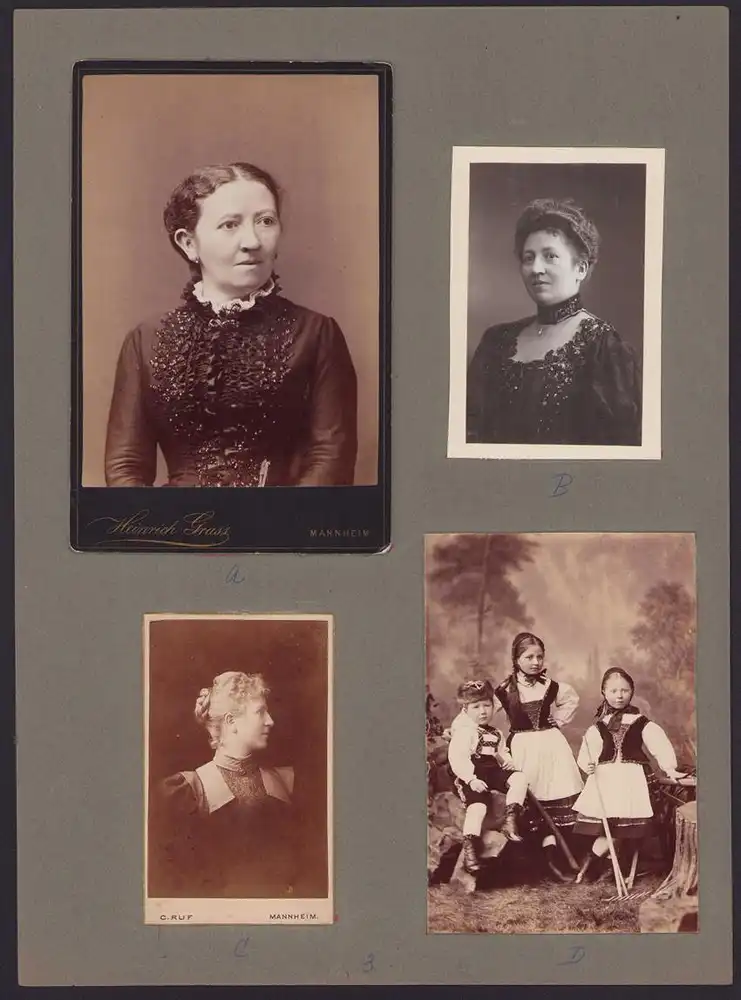 537 Fotografien Ansicht Mannheim, Fam. Daut Mannheim Strumpfwarenfabrik geründet 1865 Familienchronik, 33 x 24cm 2