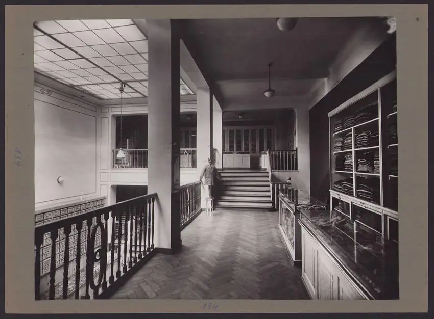 537 Fotografien Ansicht Mannheim, Fam. Daut Mannheim Strumpfwarenfabrik geründet 1865 Familienchronik, 33 x 24cm 25