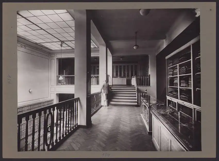 537 Fotografien Ansicht Mannheim, Fam. Daut Mannheim Strumpfwarenfabrik geründet 1865 Familienchronik, 33 x 24cm 25