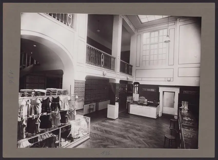 537 Fotografien Ansicht Mannheim, Fam. Daut Mannheim Strumpfwarenfabrik geründet 1865 Familienchronik, 33 x 24cm 27