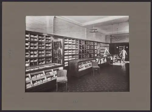 537 Fotografien Ansicht Mannheim, Fam. Daut Mannheim Strumpfwarenfabrik geründet 1865 Familienchronik, 33 x 24cm