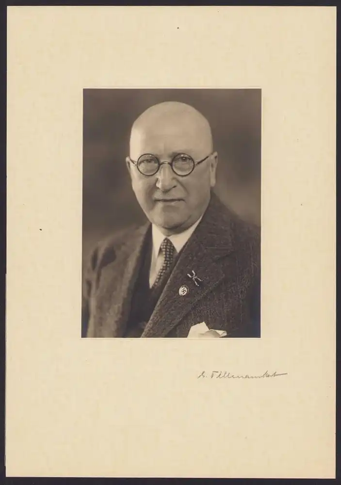 537 Fotografien Ansicht Mannheim, Fam. Daut Mannheim Strumpfwarenfabrik geründet 1865 Familienchronik, 33 x 24cm 41