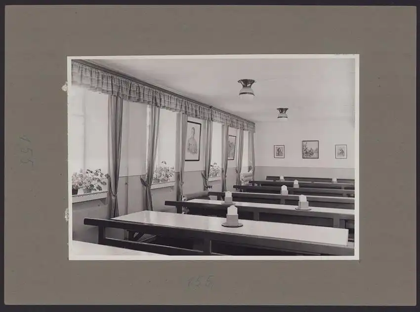 537 Fotografien Ansicht Mannheim, Fam. Daut Mannheim Strumpfwarenfabrik geründet 1865 Familienchronik, 33 x 24cm 45