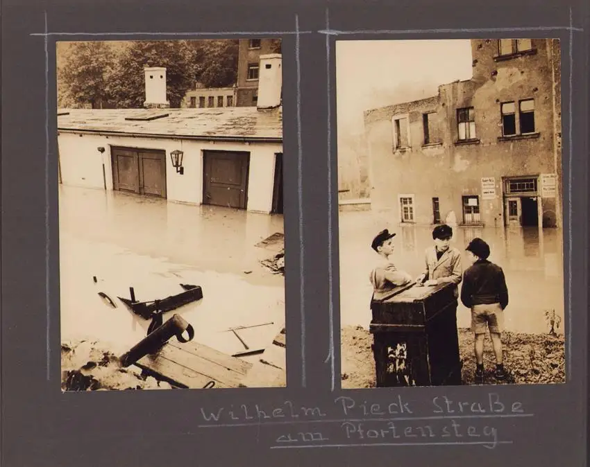 Fotoalbum 63 Fotografien, Ansicht Karl-Marx-Stadt / Chemnitz, Hochwasser 1954, Feuerwache, Stadthaus, Mühlenstrasse 6