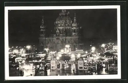 AK Berlin, Berliner Weihnachtsmarkt im Lustgarten vor dem Dom