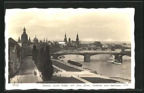 Foto-AK Walter Hahn, Dresden, Nr. 12130: Dresden, Carola Brücke mit Dom, Schloss und Opernhaus