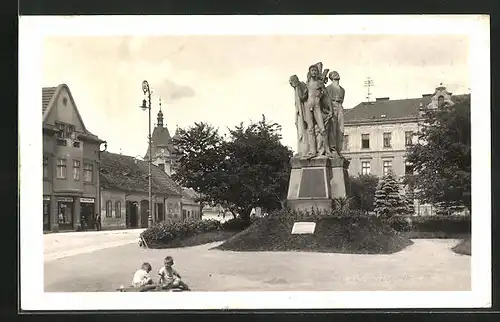 AK Domazlice, Pomnik Svobody, am Ehrenmal