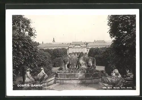 AK Dobris, Schloss mit Brunnen im Park