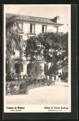 AK Barranquilla, Estatua de Bolivar