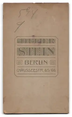 Fotografie Atelier Stein, Berlin, Chausseestrasse 65-66, Portrait zwei kleine Mädchen in Kleidern