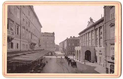 Fotografie Römmler & Jonas, Dresden, Ansicht Trieste, Partei am grossen Theater, Teatro grande