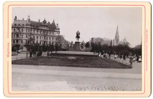 Fotografie Lautz & Balzar, Darmstadt, Ansicht Magdeburg, Kaiser Wilhelm Platz mit Denkmal Kaiser Wilhelm I.