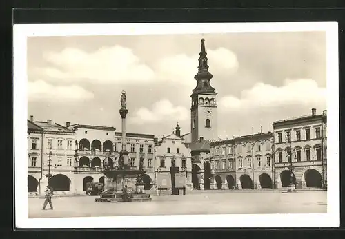 AK Novy Jicin, Platz mit Denkmal